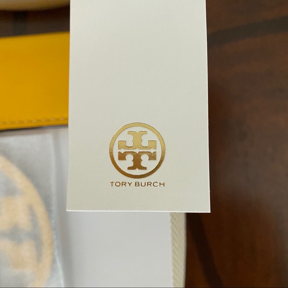 ⛔️SOLD⛔️Tory Burch Miller Canvas Crossbody - Picture 7 of 8